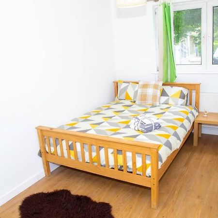 Shoreditch Hoxton Large 3 Bed Garden Flat Free Parking Aor Only Лондон Екстериор снимка
