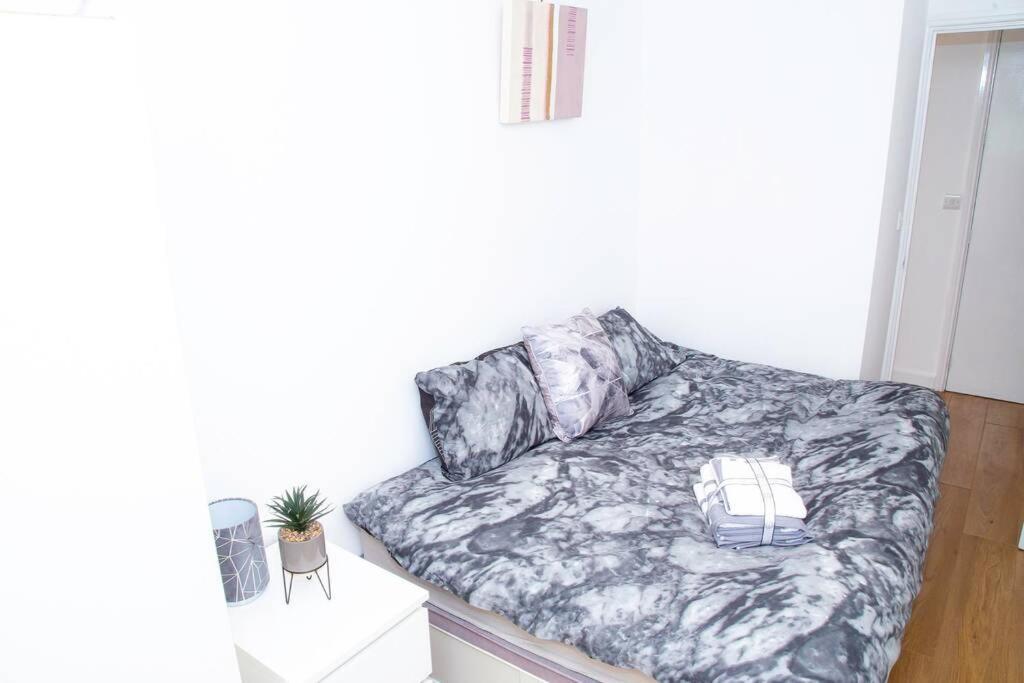 Shoreditch Hoxton Large 3 Bed Garden Flat Free Parking Aor Only Лондон Екстериор снимка
